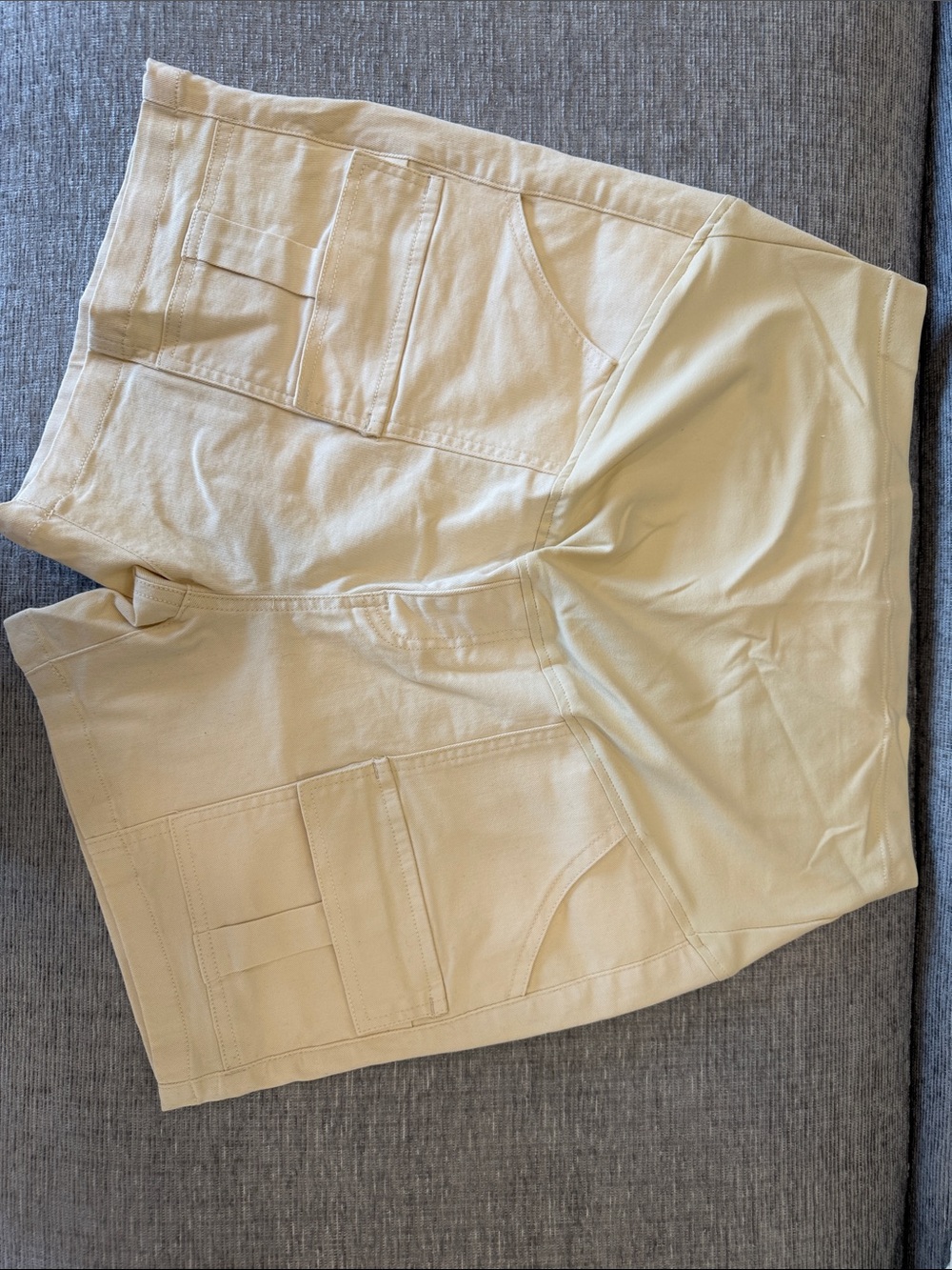 Women’s Maternity cargo shorts